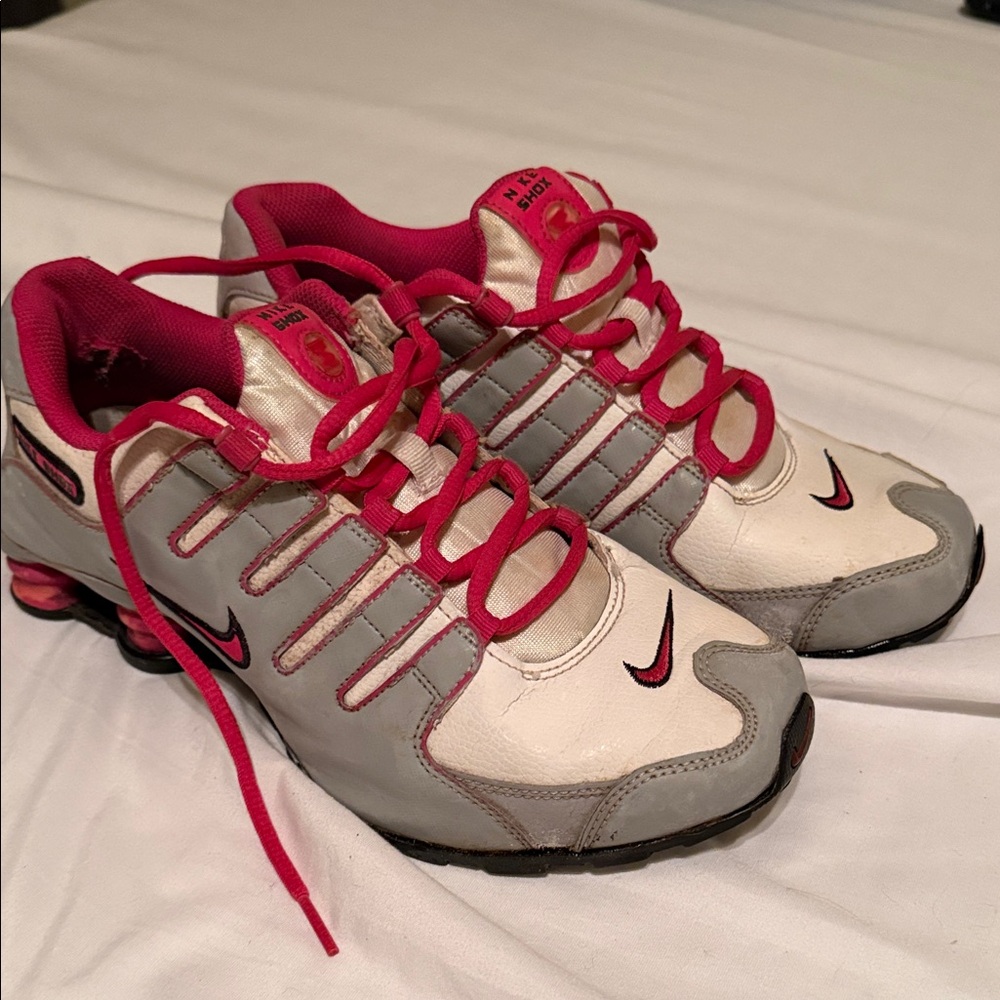 Nike shox Women's Cream and Pink Sneakers